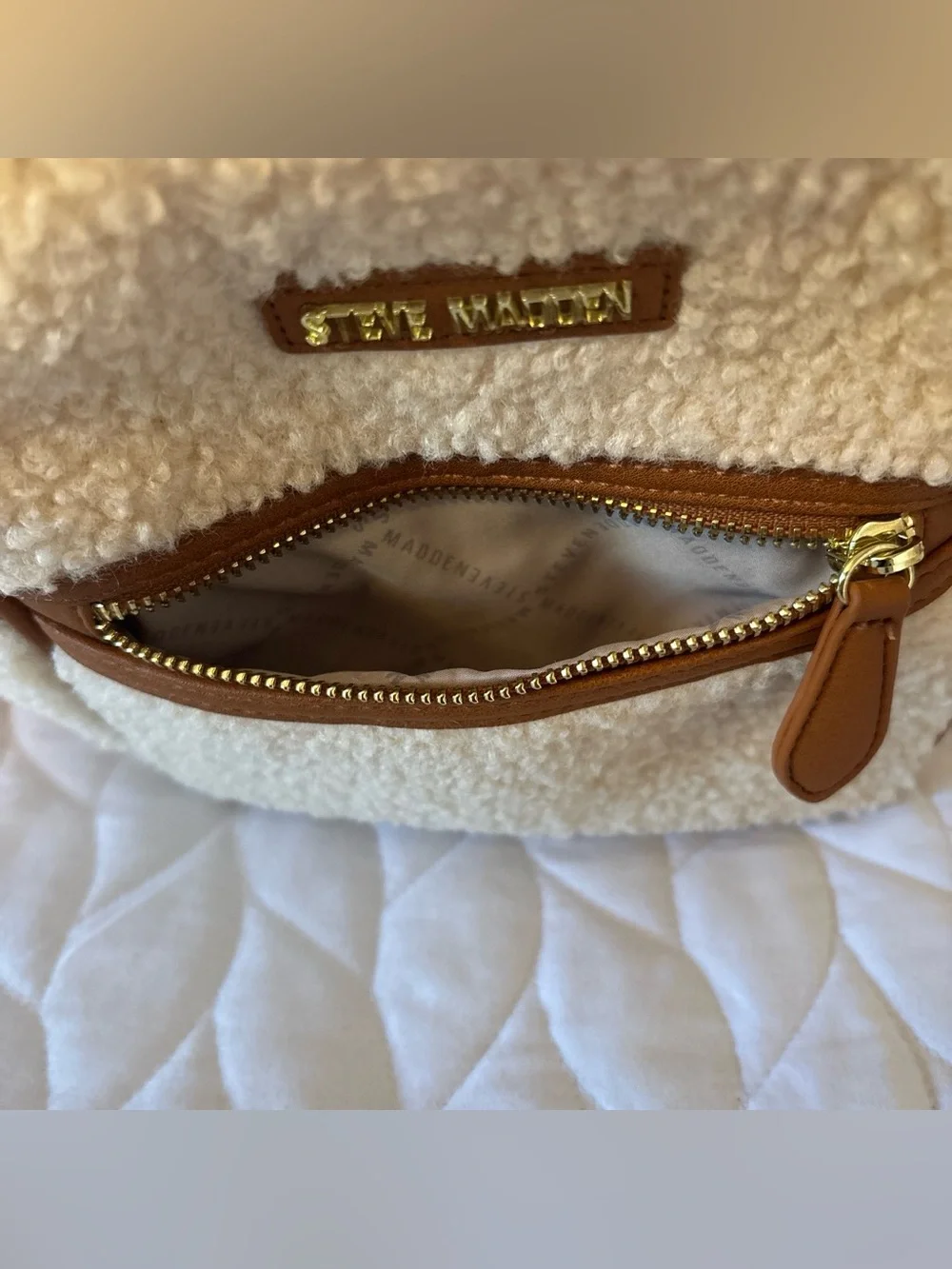 🧸Steve Madden Cream/Brown Mini Backpack Gold Hardware Zip Closure Inner Pockets